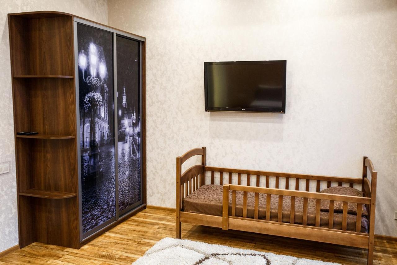 Apartments "The Cultural Capital" Vip Lviv Kültér fotó