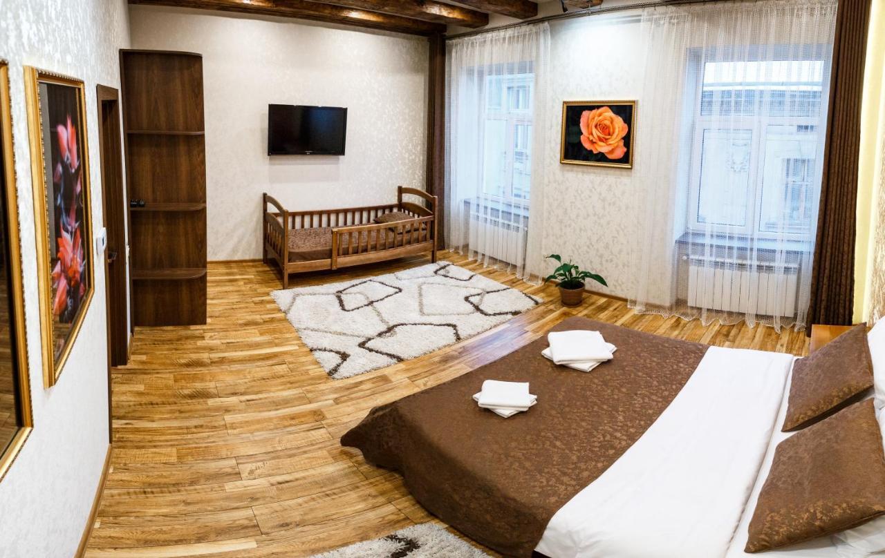 Apartments "The Cultural Capital" Vip Lviv Kültér fotó